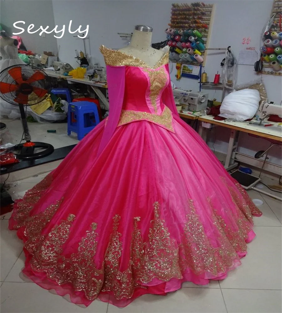 Customized Victorian Renaissance Quinceanera Dresses Hot Pink Fantasy Medieval Sweet 15 Dress Gold Lace Ball Gown Masquerade