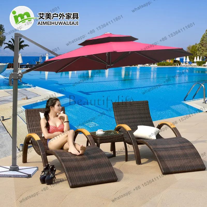 Outdoor lounge chairs, swimming pools, seaside lounge beach chairs