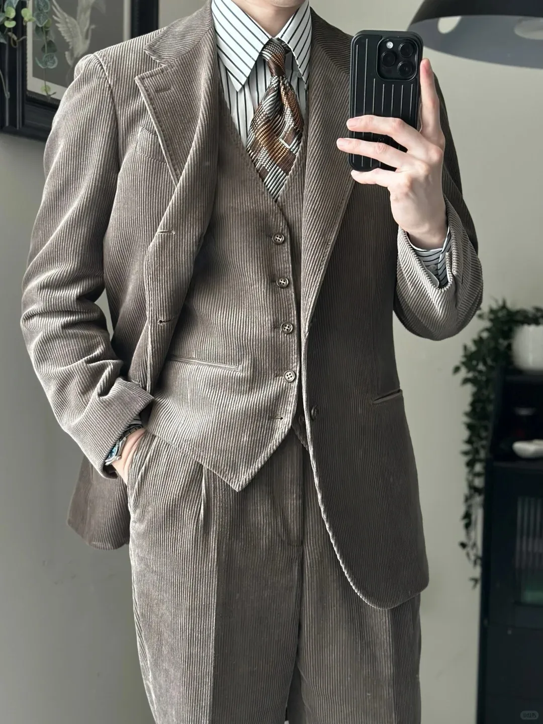 

Комплект из 3 предметов (куртка + жилет + брюки), вельветовый осенне-зимний мужской костюм, облегающий красивый модный комплект для свадьбы, делового банкета