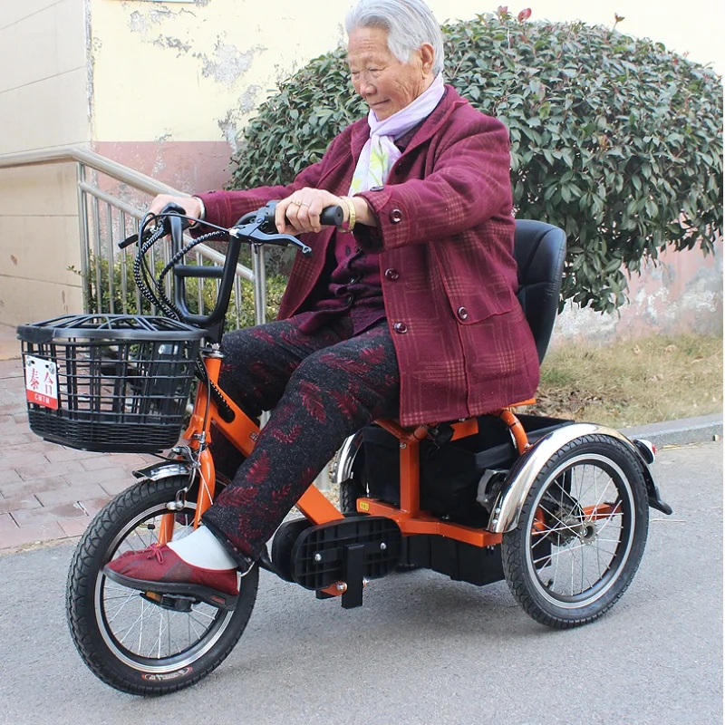 Kleiner elektrischer Dreiradroller für ältere Menschen für Familien, batteriebetrieben, abnehmbar, mit 2-Korb, leichtes elektrisches Booster-Fahrrad, urbane Frau