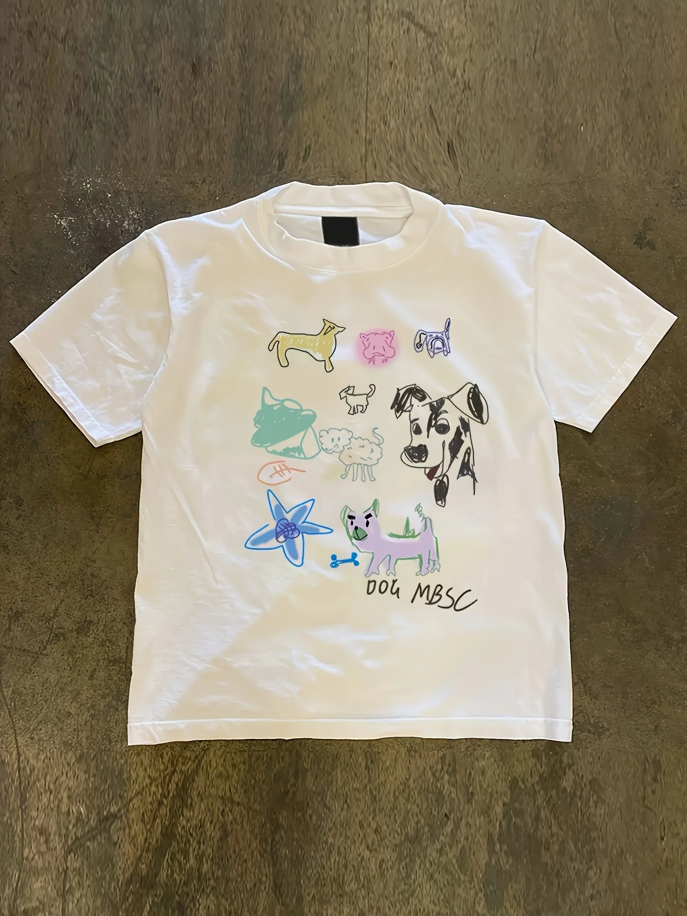تي شيرت برسومات كرتونية على شكل حيوانات مستوحى من Y2K للنساء - تي شيرت ناعم وفضفاض بأكمام قصيرة مع تصميم "Dou MBC"، مثالي لـ