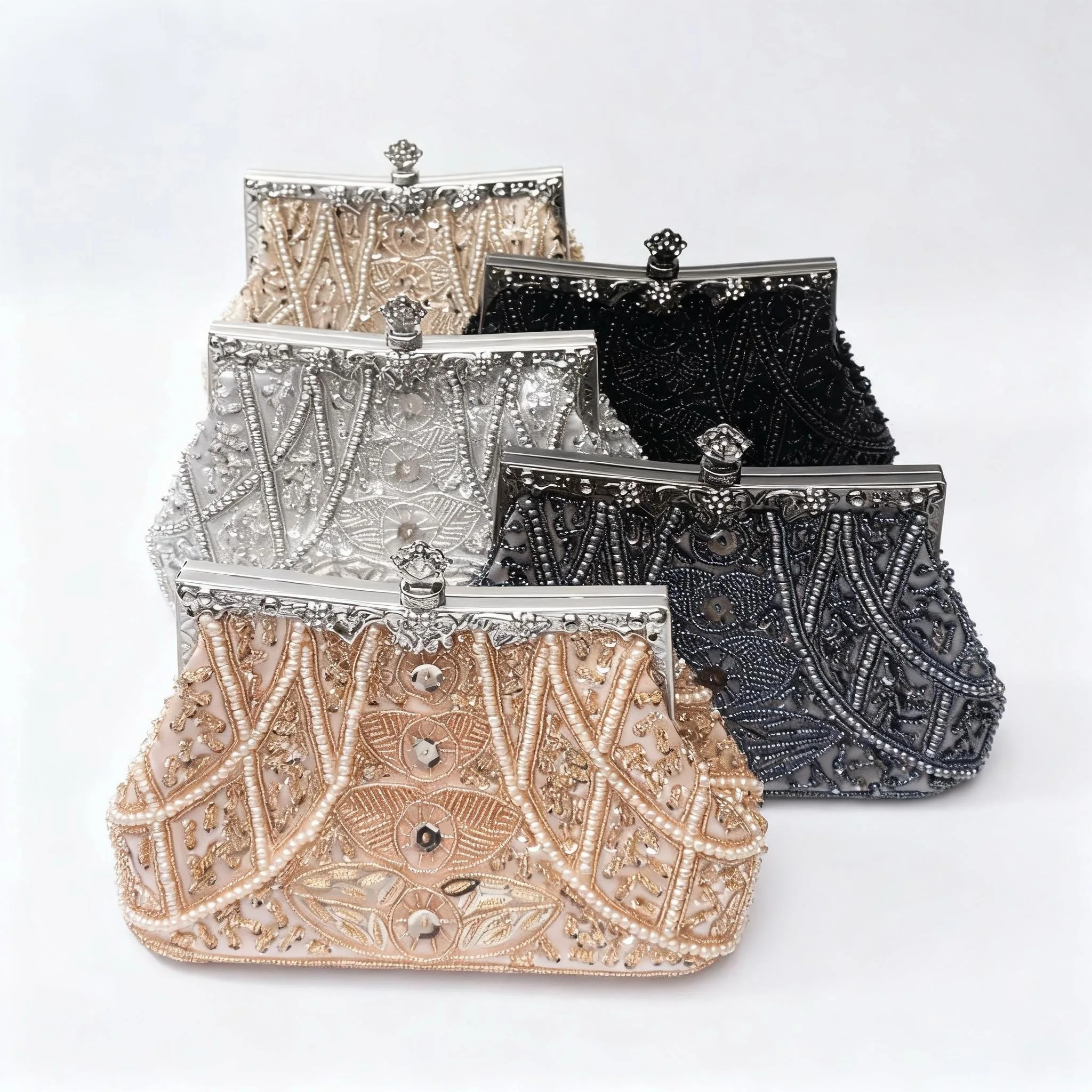 

Vintage Handmade Beaded Evening Clutch Bag, Retro Geometric Embroidery Purse Women’s Party Banquet Wedding Dress Handbag