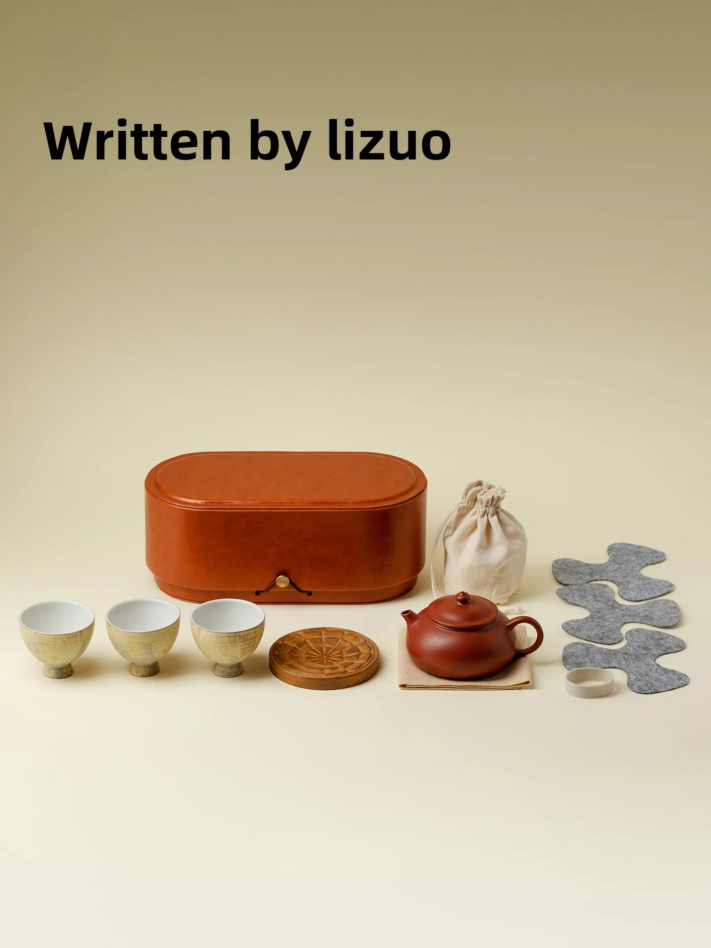 Портативный дорожный чайный набор LiZuo: чайник из фиолетовой глины с тремя чашками, кожаная сумка для переноски, компак