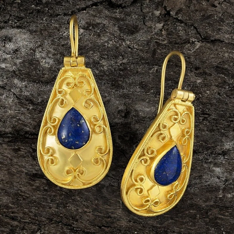 Vintage Court Style Gold Plated Ornate Earrings For Women Creative Inlay Imitation Turquoise Earrings Party Banquet Jewelry