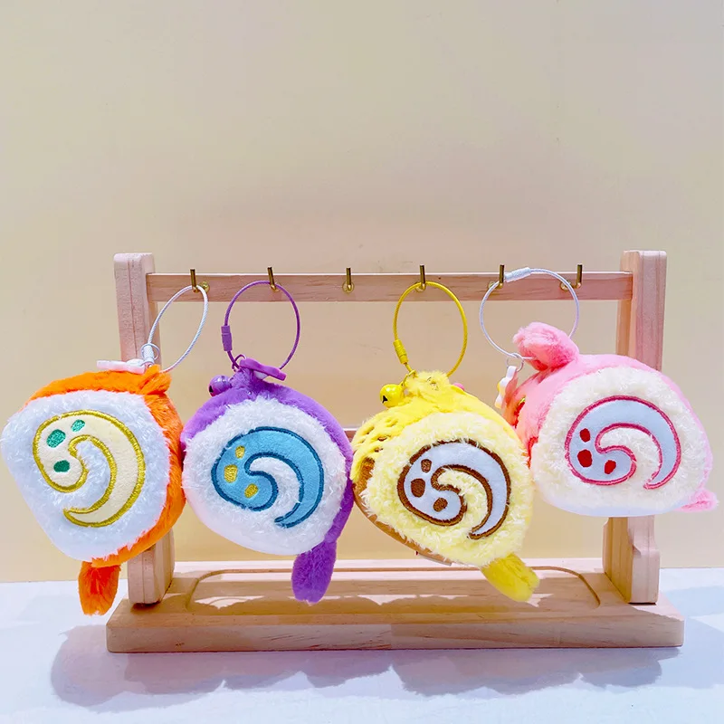 クリエイティブなスイスロールケーキキーホルダーぬいぐるみペンダントかわいい日本のケーキぬいぐるみバックパックデコレーションキーホルダー誕生日プレゼント