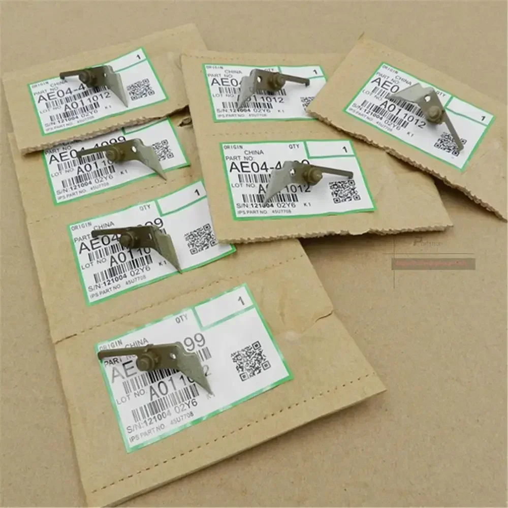 7X Górny palec utrwalający AE04-4099 7 części/zestaw Pasuje do Ricoh MP 4000 5000 4001 5001 4002 5002 Części do kopiarek