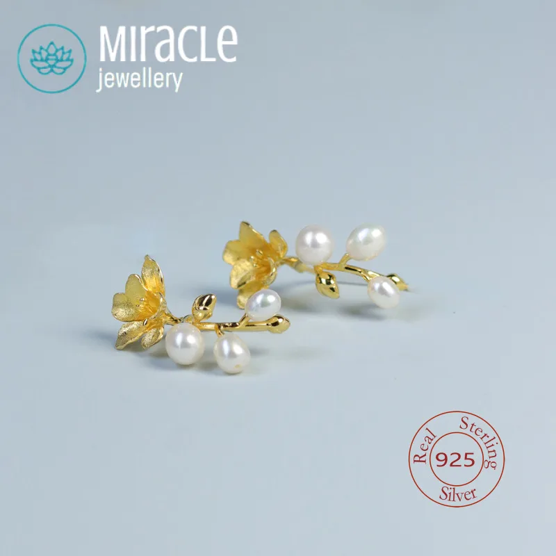 Miracle Sterling Silver 925 Original Design British March Freesia Natural Style French Aesthetic High-End Pearl Floral Earrings
