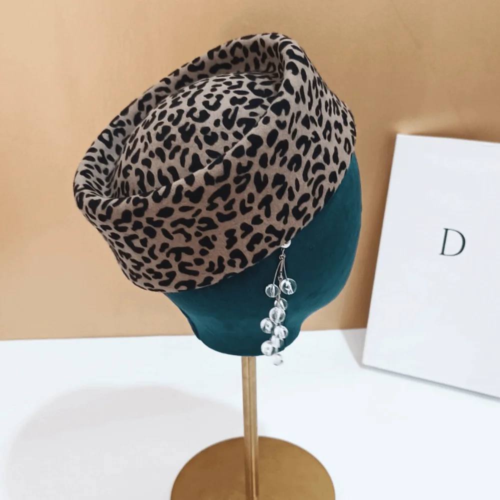 

New Hard Top Wool Felt Berets Concave Top British Retro Wedding Fascinator Hats Vintage Fedoras Hats Formal Events