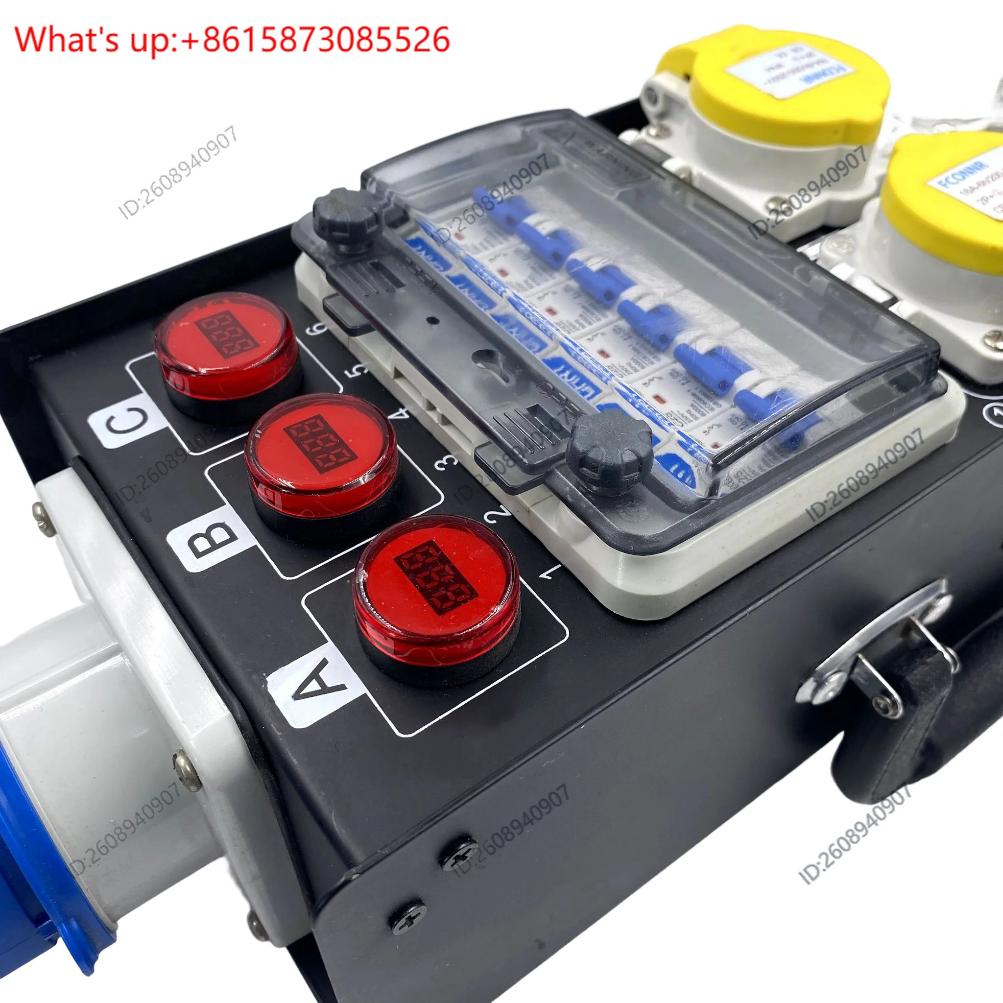 1PCS    32A 3P Portable Input Power Distribution Box Industrial Distribution Cabinet
