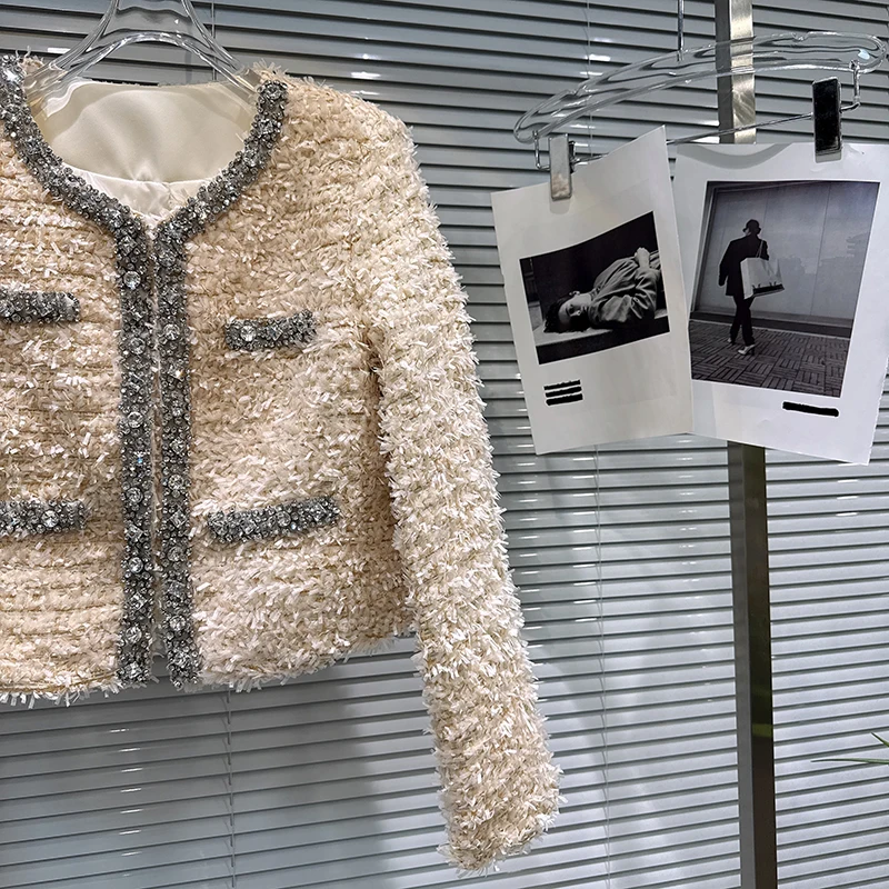 Modna odzież przemysłowa, wiertarka do paznokci, krawędź, ocieplenie, krótka kurtka damska zimowa, nowa, okrągły dekolt, długi rękaw, dopasowany, elegancki płaszcz.