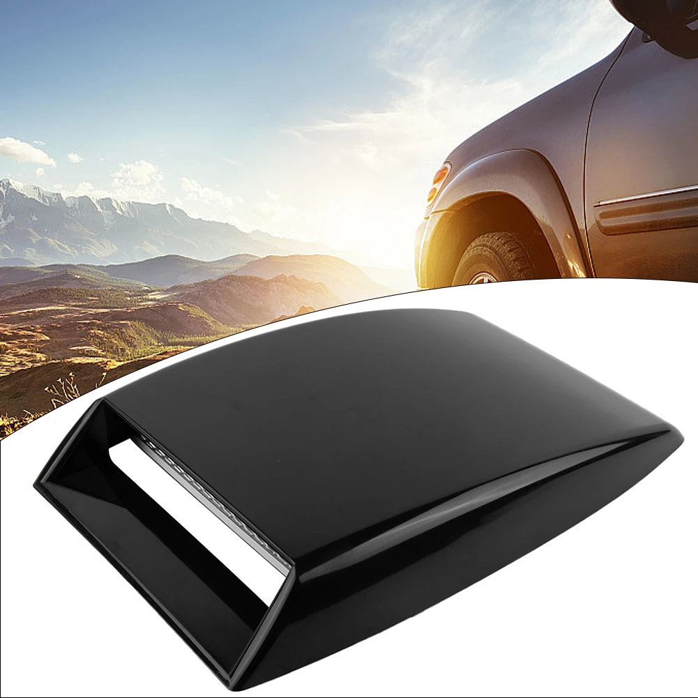 

Декоративный воздухозаборник для капота автомобиля, предназначенный для внедорожников и стандартных моделей с гладкой поверхностью