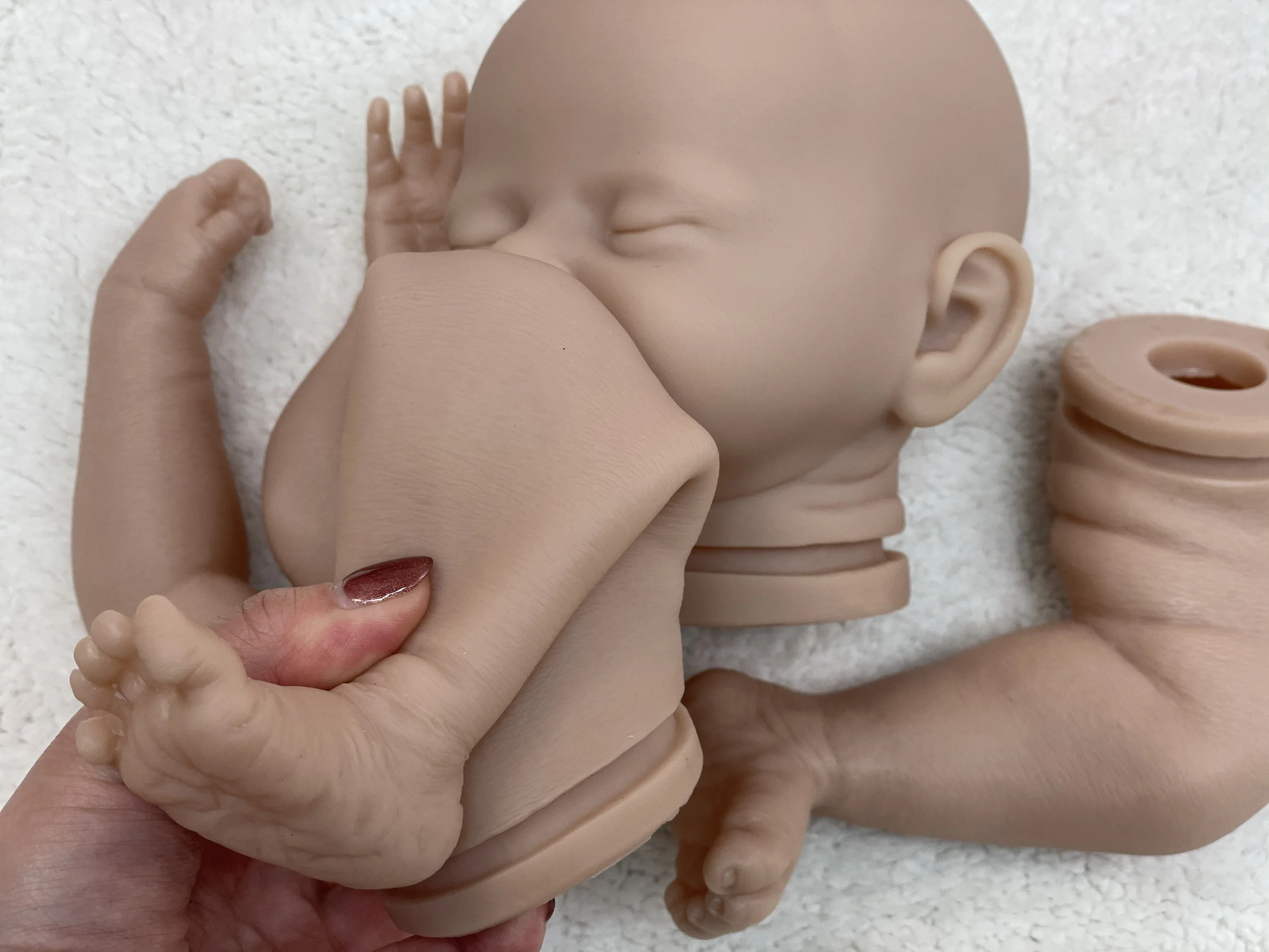 50CM Bebé Reborn Doll Kits With Realistic Skin Wrinkles Painted/Unpainted Sleeping Newborn Baby Soft Vinyl Unfinshed Kit Toys