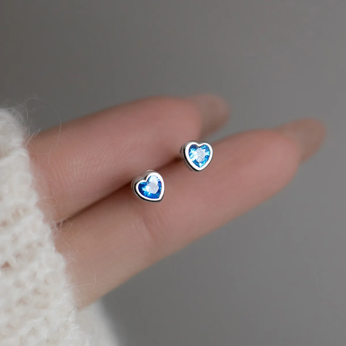 925 Silver Earrings For Women Blue Heart Zircon Stud 925 Silver Earrings For Girls Stud Earrings For Women Small