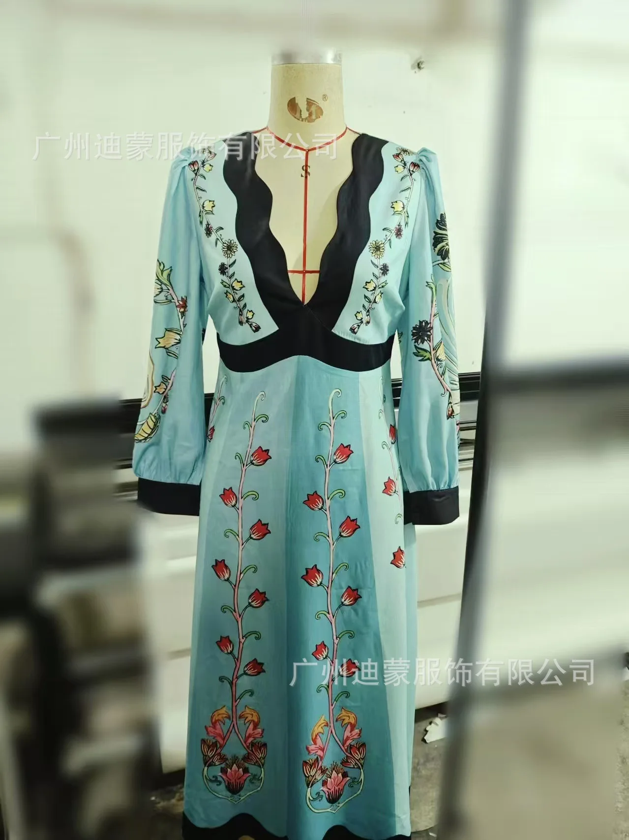 

2025 Spring And Summer European And American Foreign Trade Clothes Printed African Robe Sexy Hollow Backless Dress