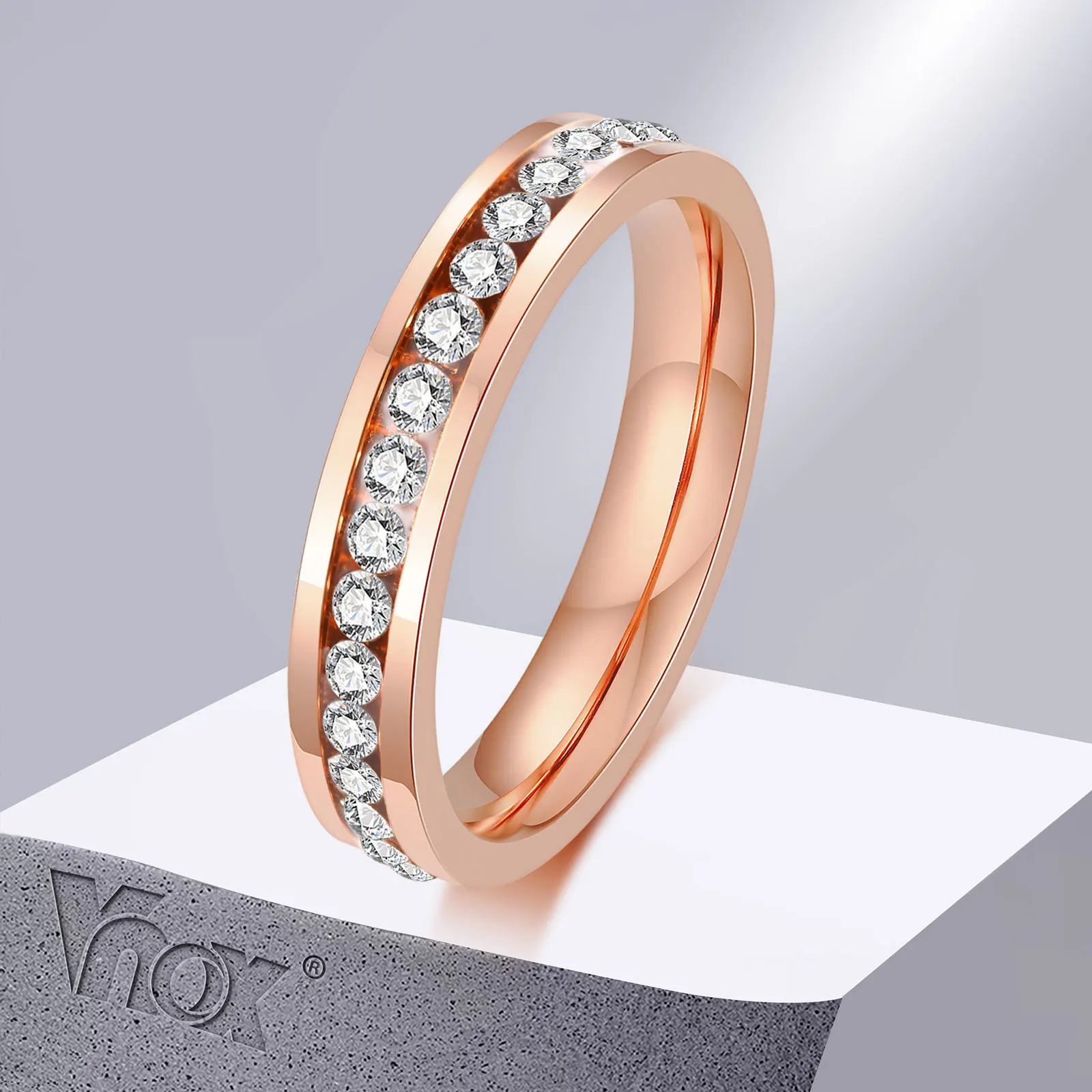 Vnox Exquisite Bling CZ Stone Wedding Rings for Women, Gold and Rose Gold Color Stainless Steel Bands,Valentine\'s Day Gift