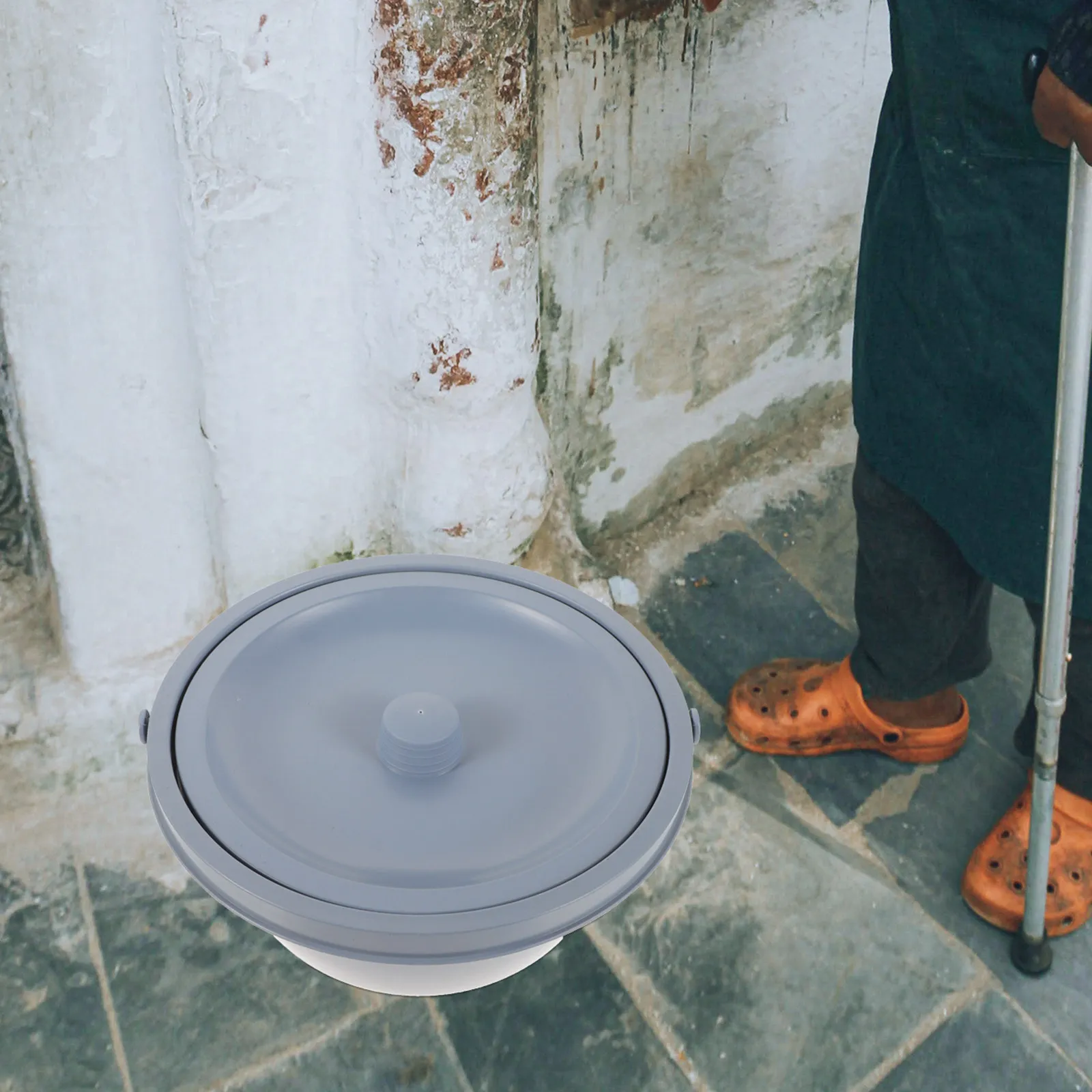 

Wheelchair Commode Potty Chair for Elderly Adults Heavy Duty Washable Portable Urinal Bucket Bedside Nighttime Use Senior Toilet