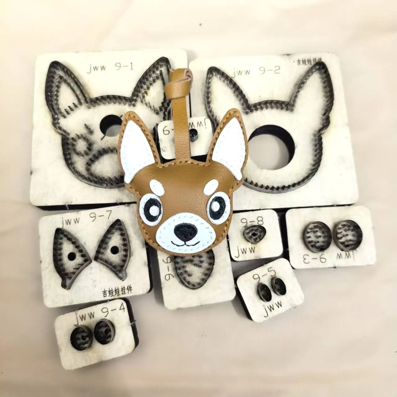 Custom Handcraft Laser Wood Die, Cartoon Chihuahua Dog Bag Pendant Cutting Mold, Sharp Japan Steel Blade Die Cut Tool