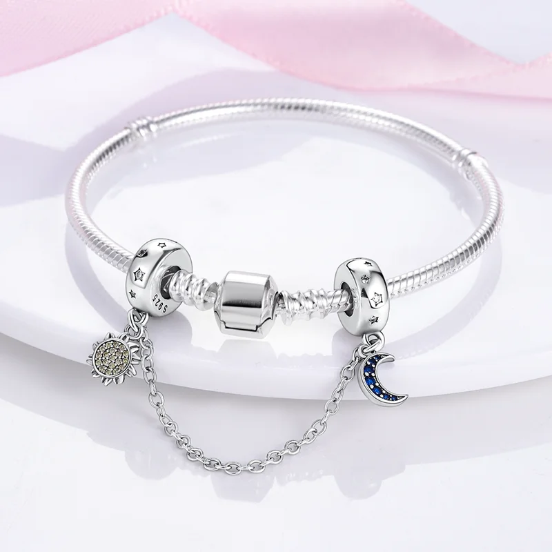 Pandora Estrela e Lua Pulseira Pingente, DIY Beads, 100% 925 Sterling Silver, Cadeia de segurança, Wearable Jóias Presente, se Fits Pandora Original, 2024