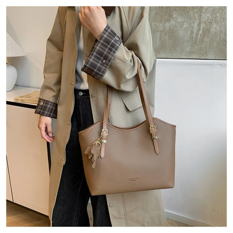 -Border Large Capacity Women2024New Fashion Simple Shoulder Bag Retro Handbag Underarm Bag