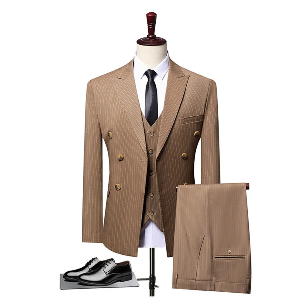 

Высококачественный стильный и элегантный мужской костюм в полоску с двубортной застежкой, комплект из трех предметов - свадебный костюм.