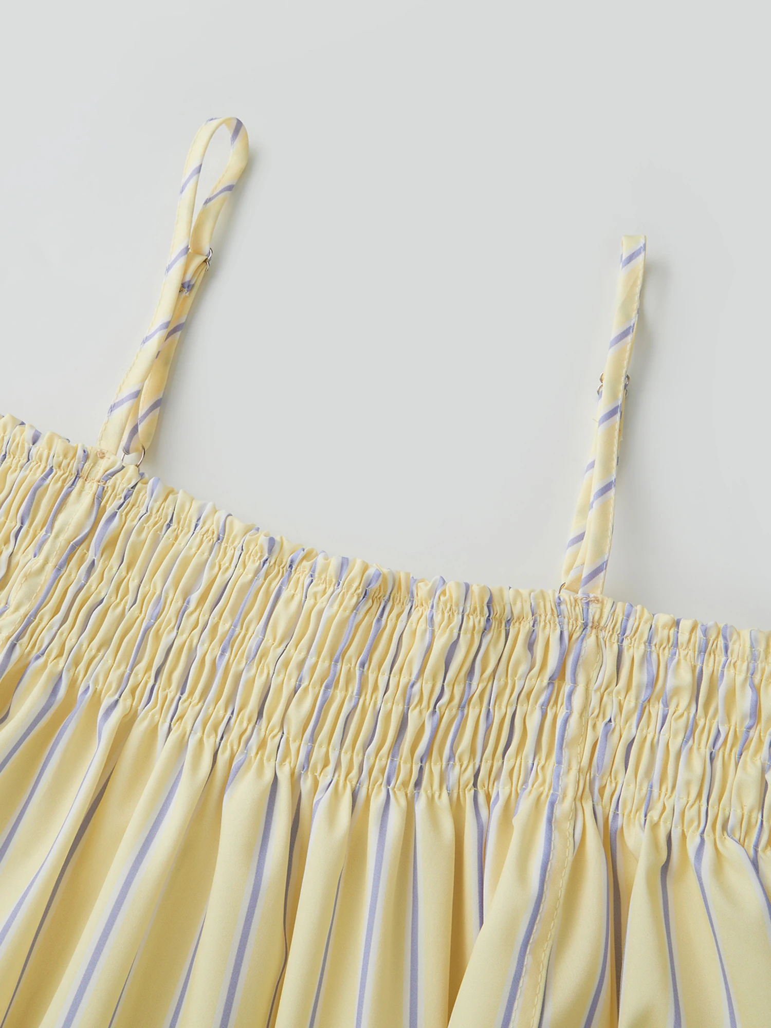 

Women s Stylish 2 Piece Set Sleeveless Striped Cami Top and Shorts Casual Loungewear Outfit for Summer Comfort