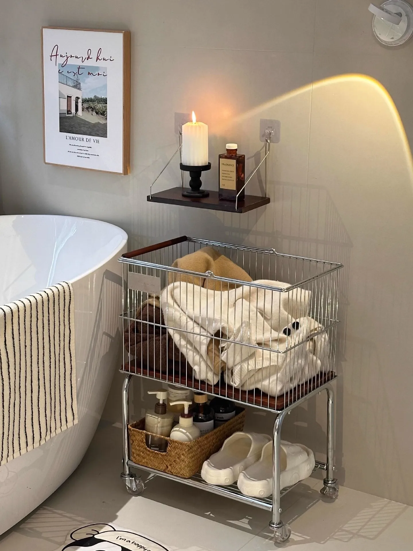 

Large Capaci Laundry Hamper with Wheels Vintage Sle Mobile Dir Clothes Basket Batoom Laundry Storage Ra Organizer