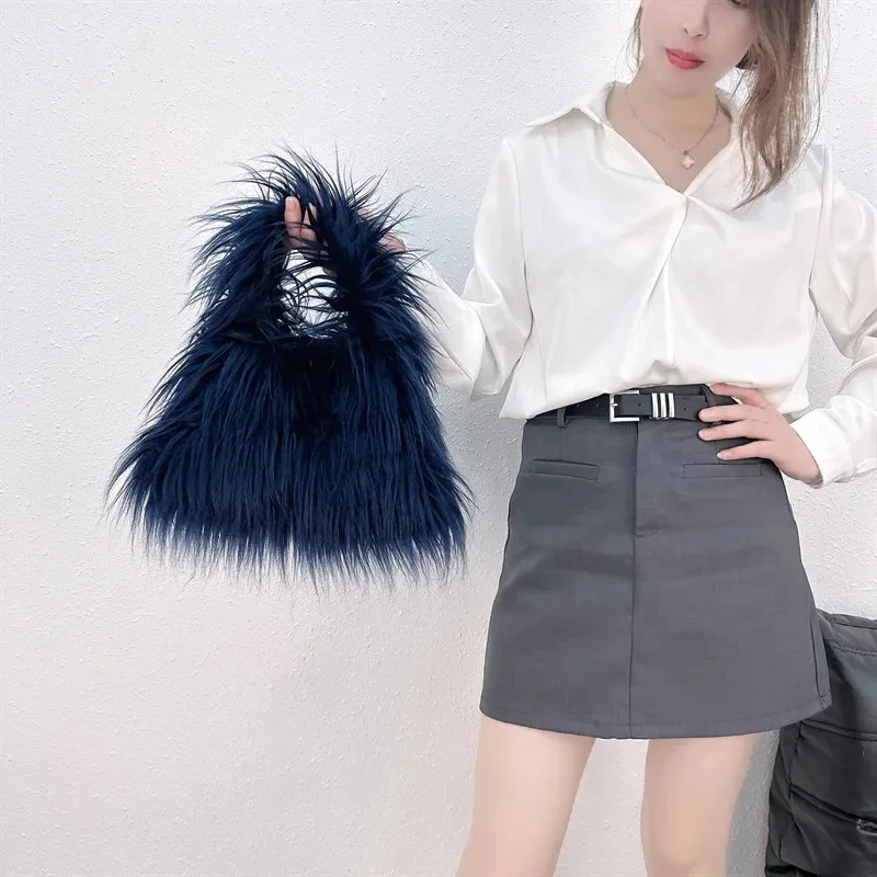 Faux Fur Furry Shoulder Bag para Mulheres, Hobos, Fluffy, Furry, Y2K, Rua, Meninas, Hot, Harajuku, Inverno, Marca, Moda, Rave, Festa, Clube, Bolsas, Quente, 2023