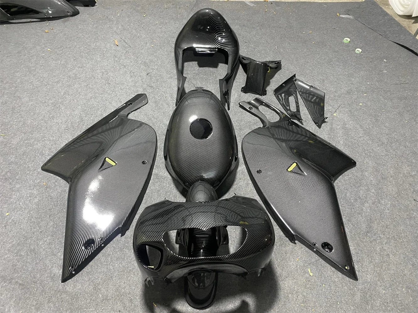 

Motorcycle fairing fits Apulia RS125 00 01 02 03 04 05 RS125 2000 2001 2002 2003 2004 2005 Fairing motorcycle Carbon fiber pain