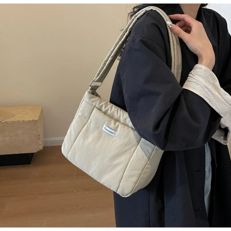 

Casual Cotton Canvas Handbag Women Medium Capacity Lightweight Durable Shopping Work School Travel Bag