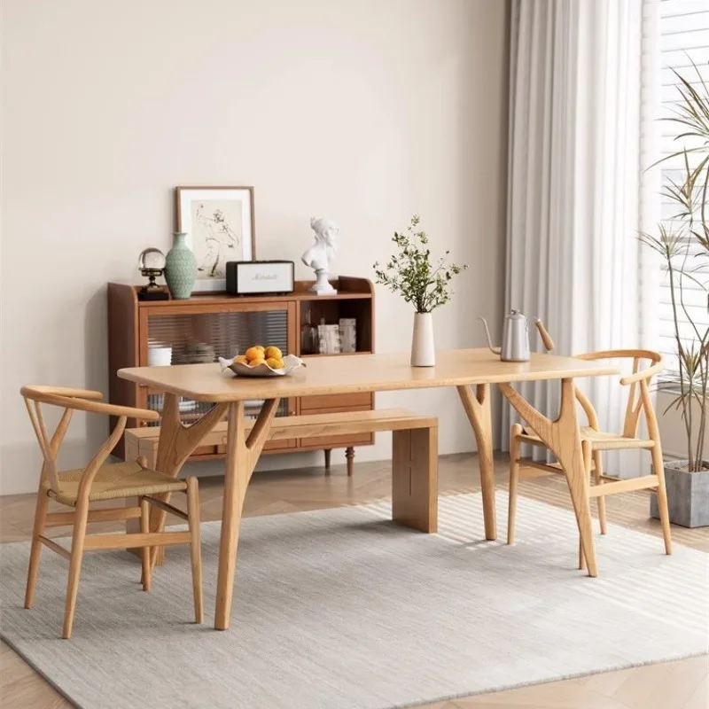 

Североамериканский обеденный стол с веткой вишни. Маленькая квартира, бытовой прямоугольный рабочий стол. Журнальный стол из цельного дерева.