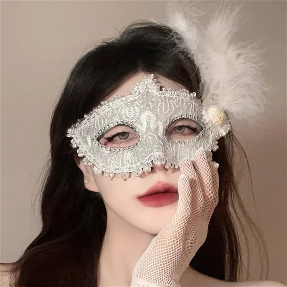 Sexy Masquerade Mask Feather Lace Decoration Cosplay Party Princess Ball Mardi Gras Half Mask Dress Decoration Charming Sexy