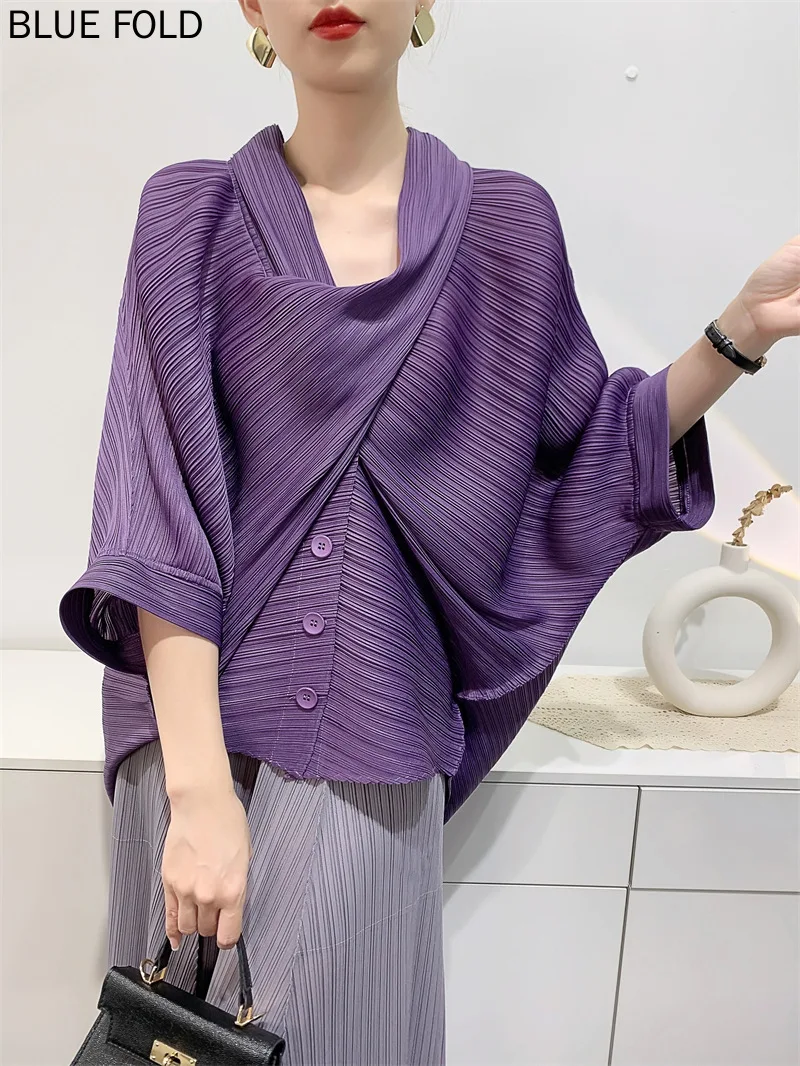 Cappotto corto da donna con pieghe MIYAKE, Top plissettato, Casual allentato, maniche a tre quarti, Design del colletto della sciarpa, primavera ed estate, nuovo