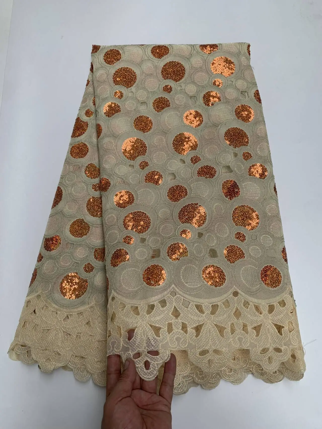 

Высококачественная африканская нигерийская тюлевая кружевная ткань из органзы с вышивкой гипюром, брокатом и пайетками для праздничных платьев, 5 ярдов, TY004