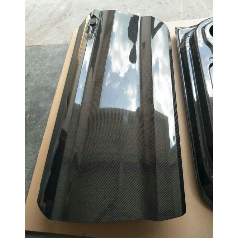 Carbon fiber door modification parts, a pair of door modification parts