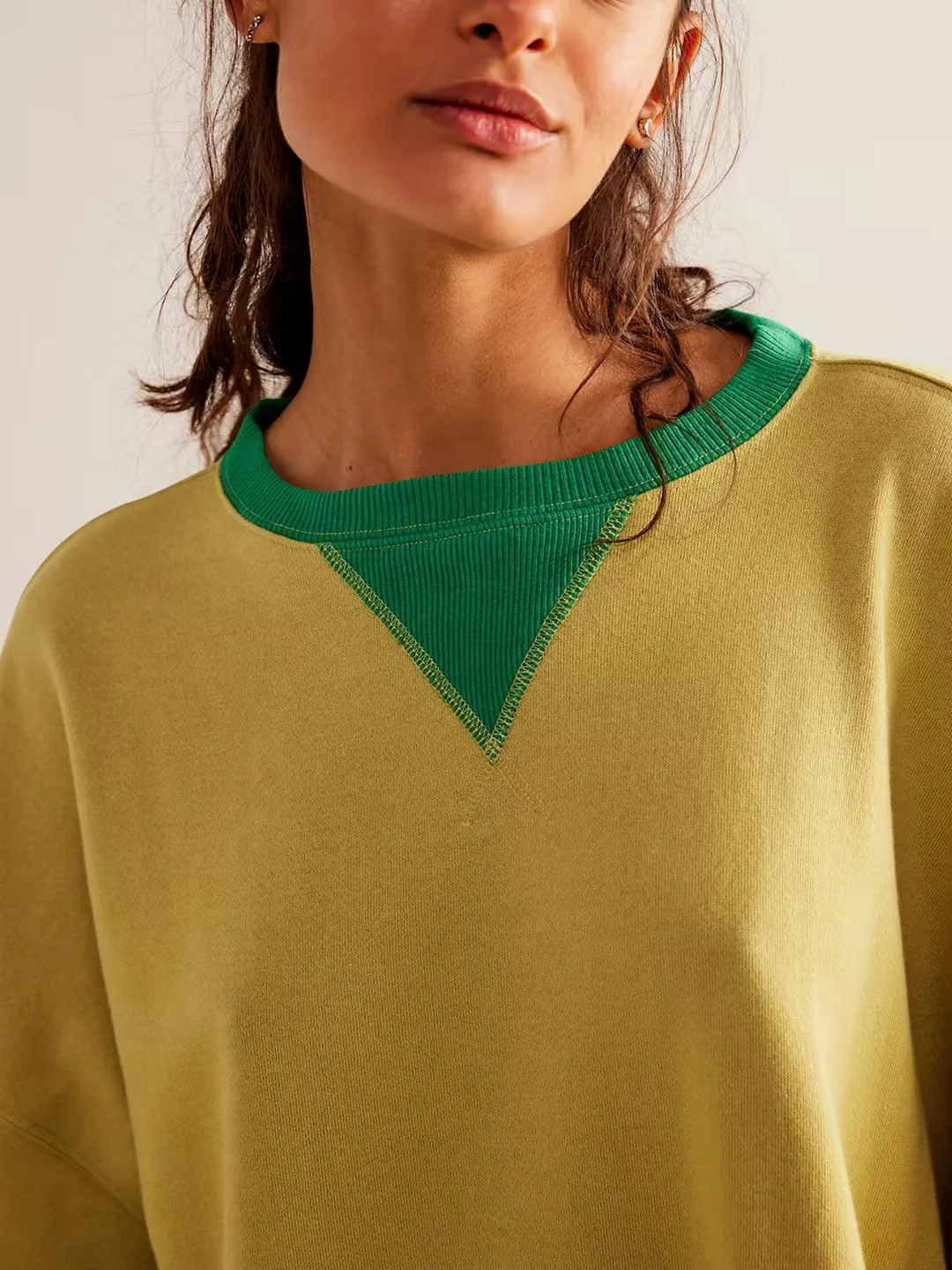 

Street-style contrasting threaded long-sleeved top with loose trendy brand dropped-shoulder crewneck sweatshirt