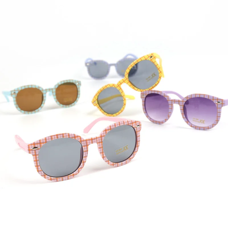 

Kids Sunglasses, Checkered Floral Studded Frames glasses 100% UV Protection Fashion Shades for Summer Boys and girls eyewear