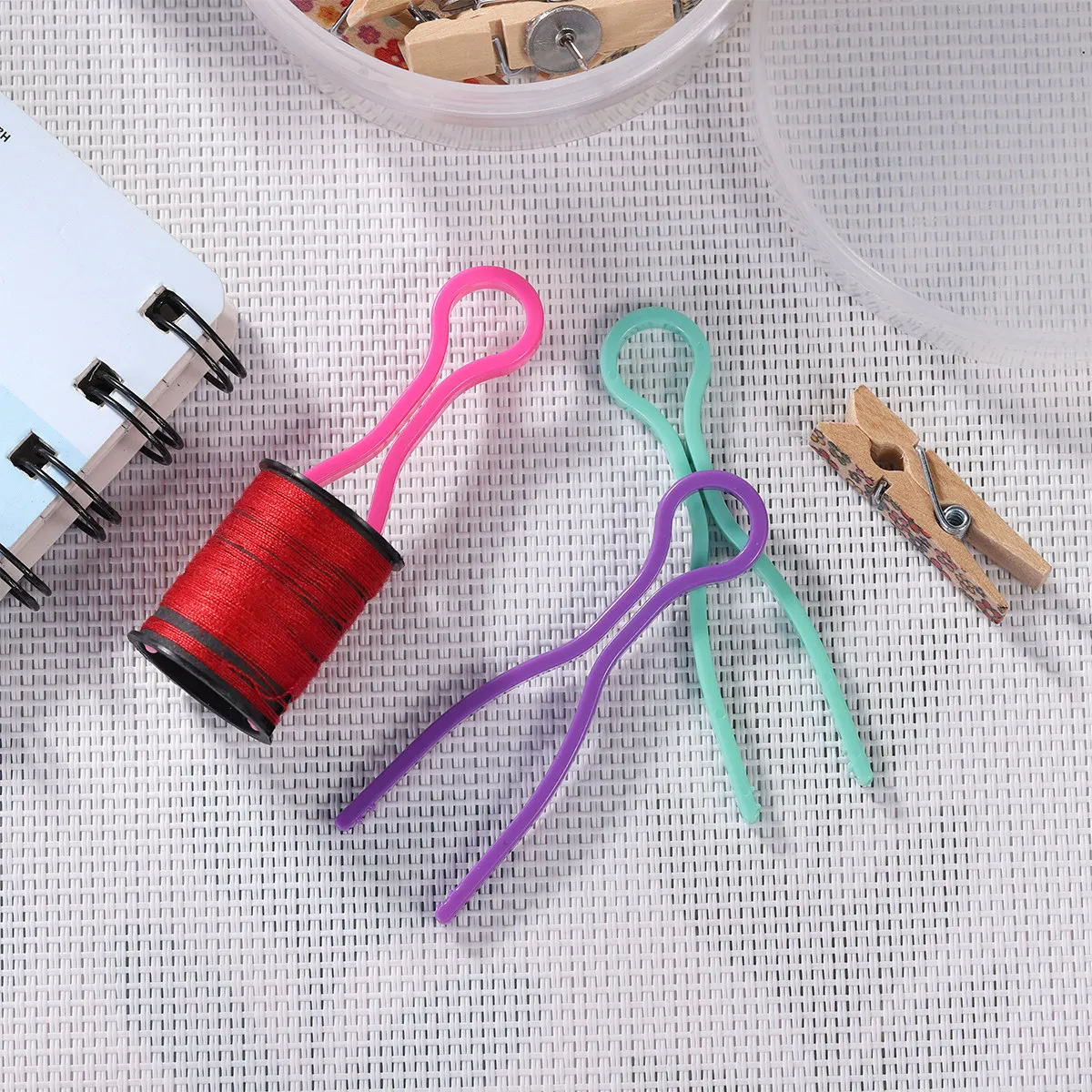 

Набор из 30 пластиковых зажимов для катушек с нитками, компактный органайзер для швейных принадлежностей, для домашнего шитья и рукоделия, аксессуары для швейных машин