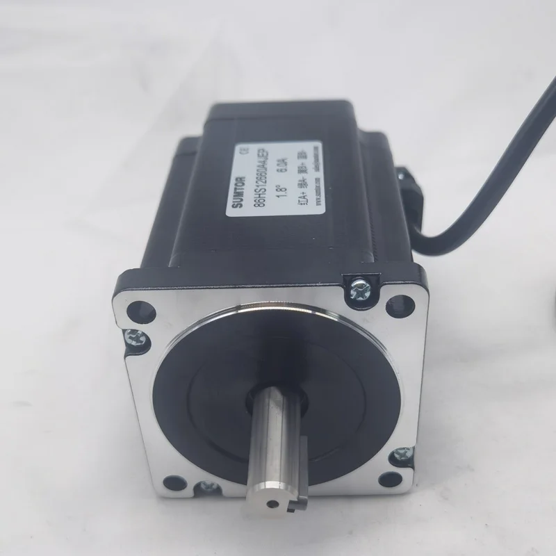 Nema34 2-phase 4-wire Stepper Motor 126mm 9.5NM 1.8 Degree 6A Milling Flat Shaft / Keyway Shaft 14mm Hybrid Motor