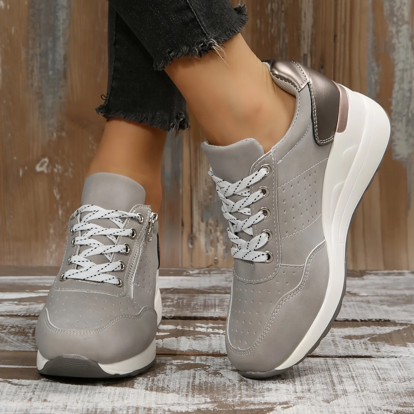 Solid Color Casual Sneakers, Lace Up Breathable Soft Sole Sporty Strainers, Lightweight Low-top Wedge Shoes Sofa living room