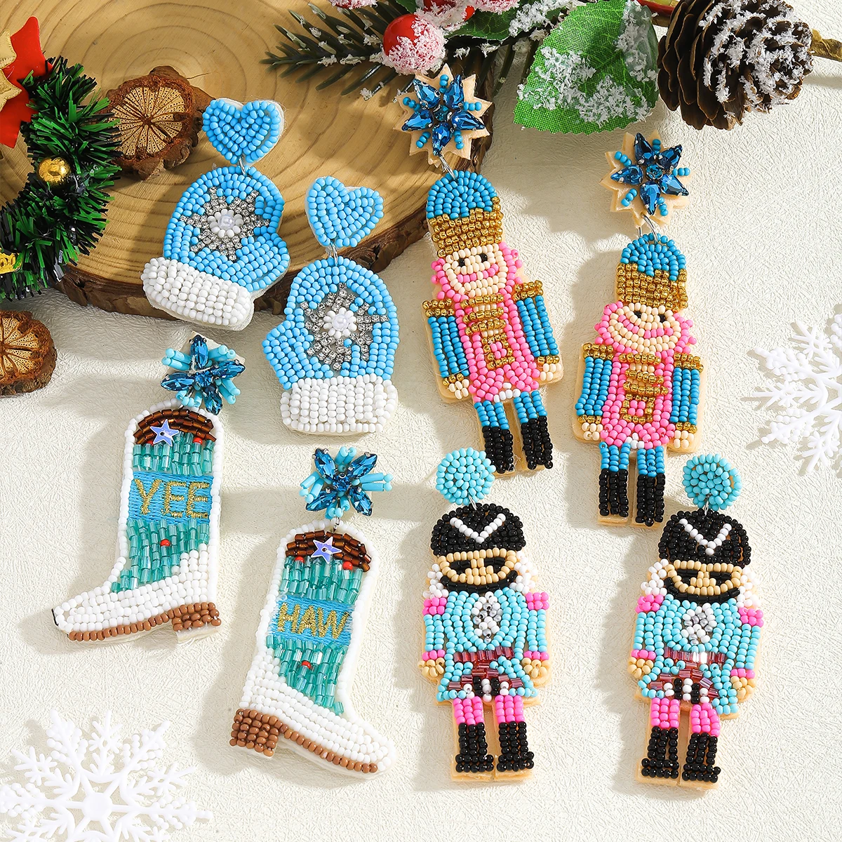 Vedawas عيد الميلاد مطرز قفازات كسارة البندق الجندي قلادة أقراط للنساء اليدوية الأرز الخرز مجوهرات هدية عيد #3