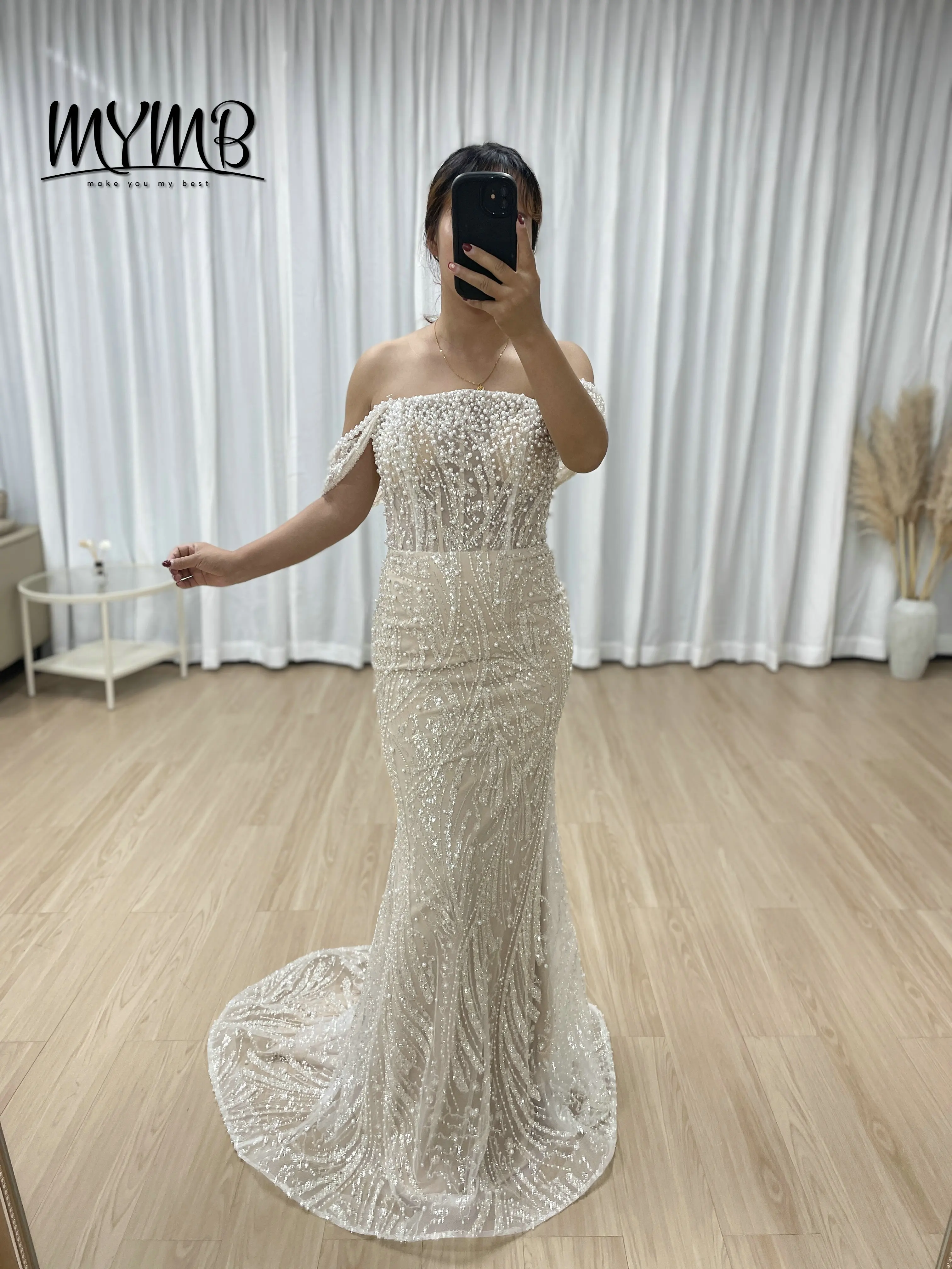 

MYMB Luxury Beaded Ivory Evening Dresses Sexy Off-shoulder Mermaid Slimming Wedding Dress Summer with Performance Dress MY30140