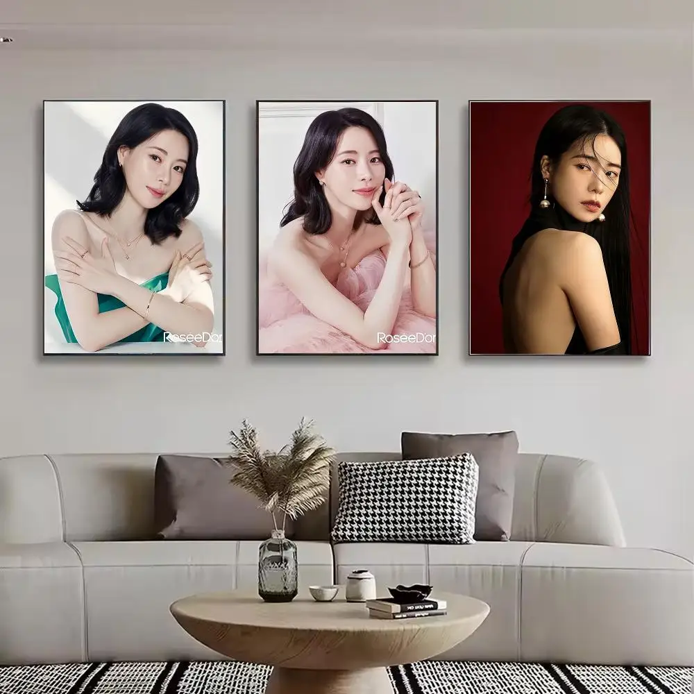 trending korean actress canvas Lim Ji-yeon Painting Calligraphy Canvas Poster Wall Art for Bedroom Living Room Home Decor Gift