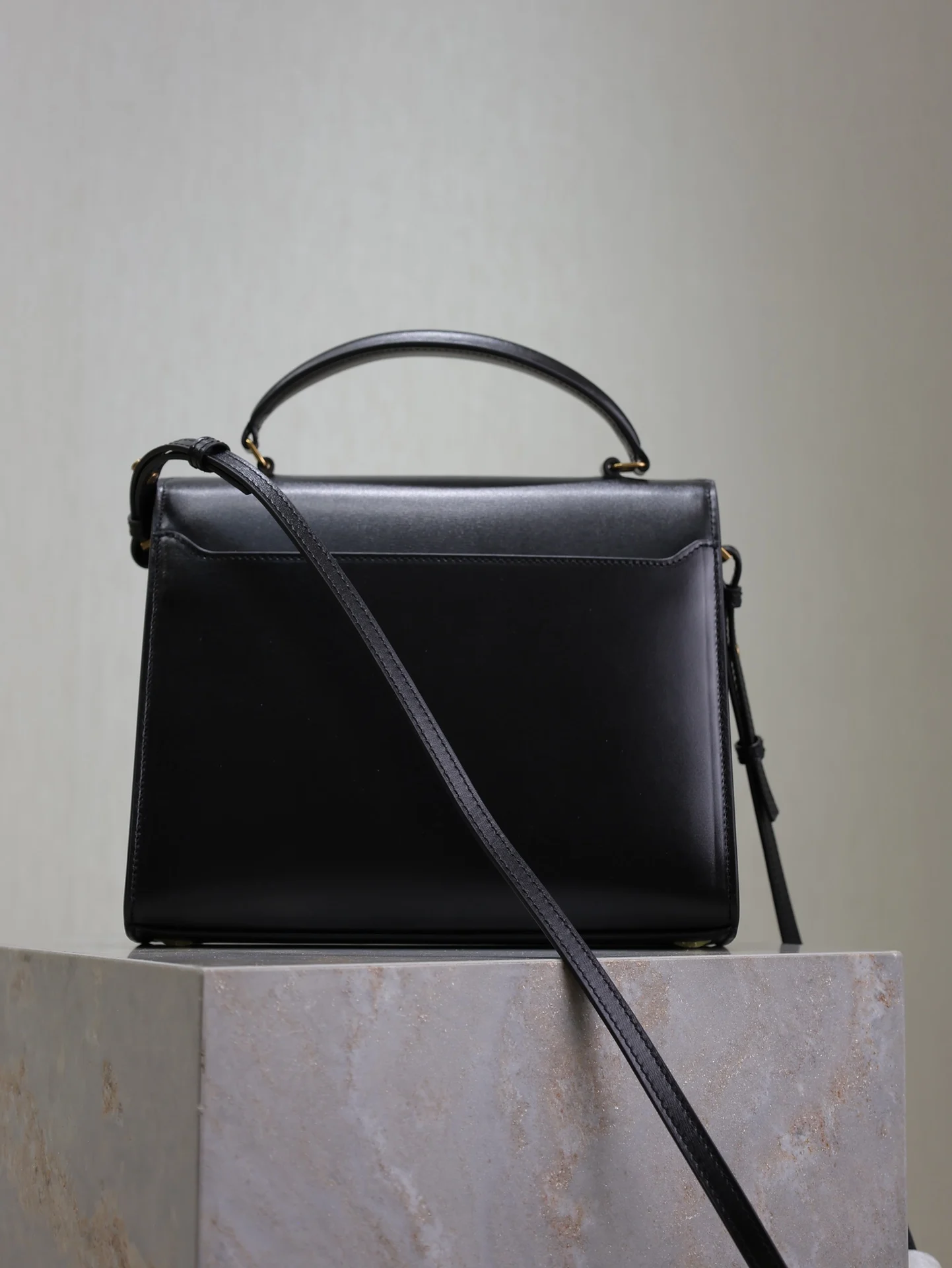 Glossy Leather Top Handle Bag Women V Shape Flap Square Crossbody Bag Minimalist Solid Commuter Handbag For Office Lady