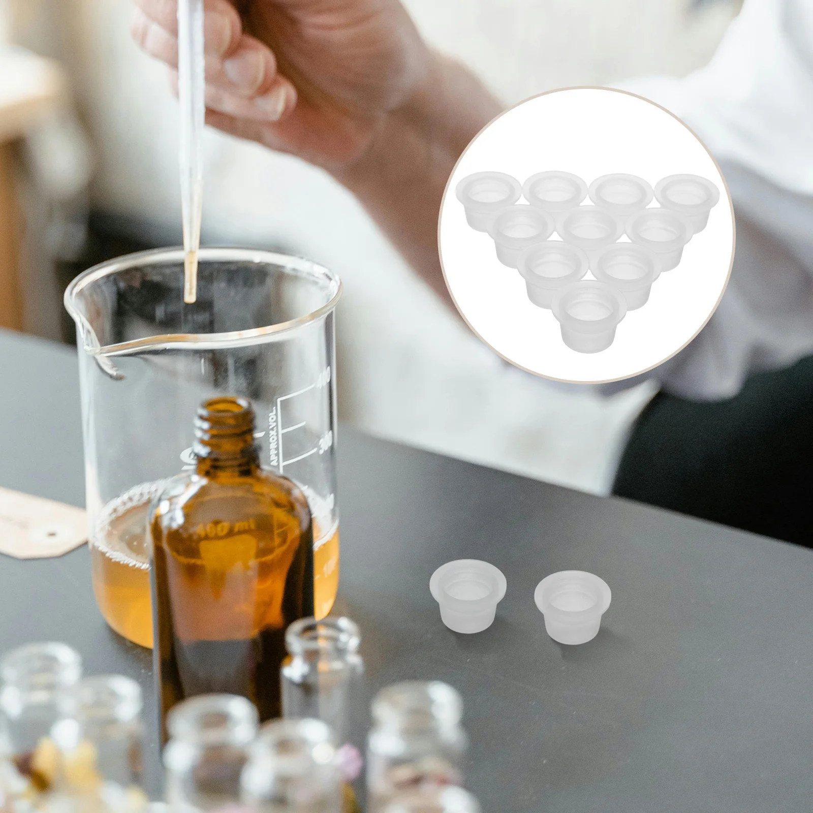 

200Pcs Aromatherapy Bottle Stoppers Clear Plastic 18mm Replacement Caps Leakproof for Glass Bottles Pipes