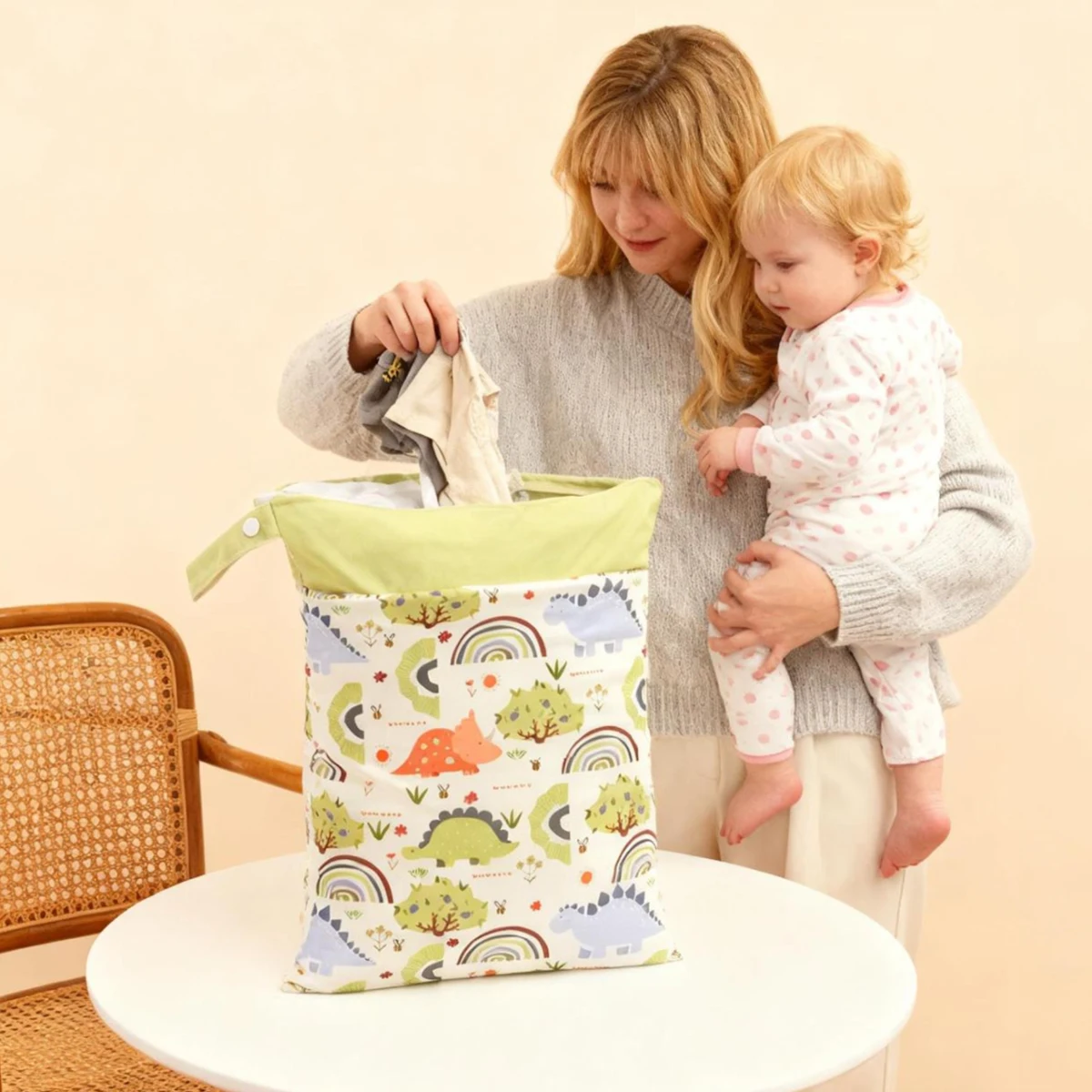 

HappyFlute 30x40CM Spring/Summer Tropical Paradise Wet/Dry Organizer Bag Beach Gym Travel Essentials for Mommy