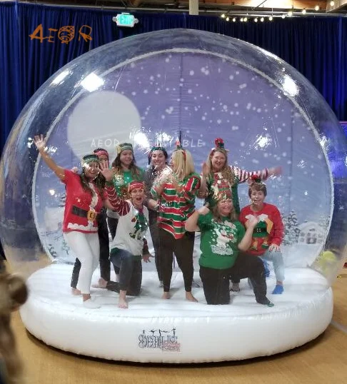 Christmas Giant Human Size Inflatable Snow Globe Photo Booth With Blowing Snow