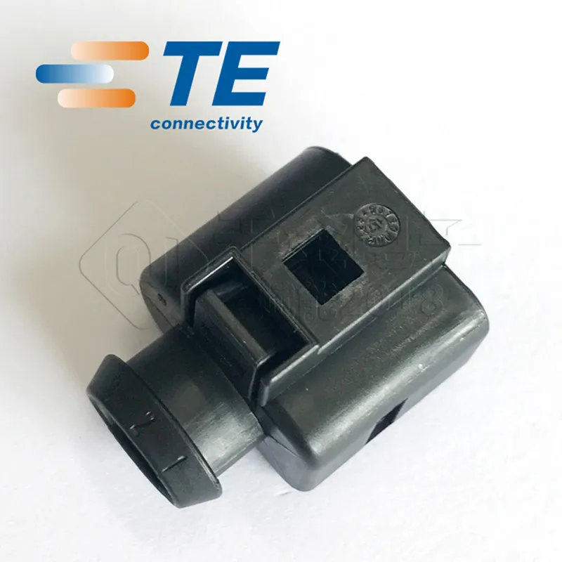 5set TE original connector 1717888-1 1J0973703 3P female with terminal  Latch Holder Receptacle 1 3pin Female Socket