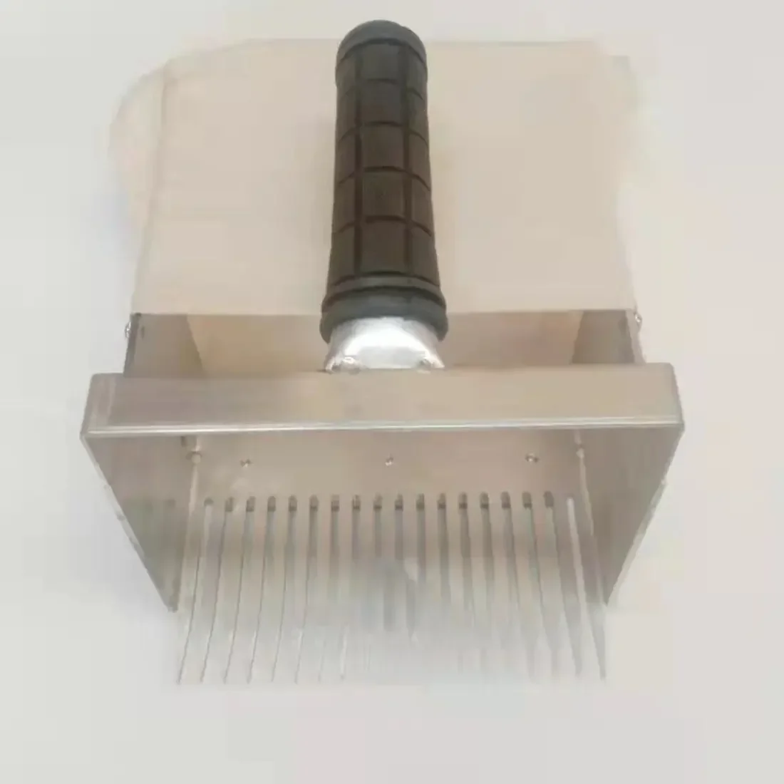

Flower picker Chrysanthemum picker Tool Flower picking machine
