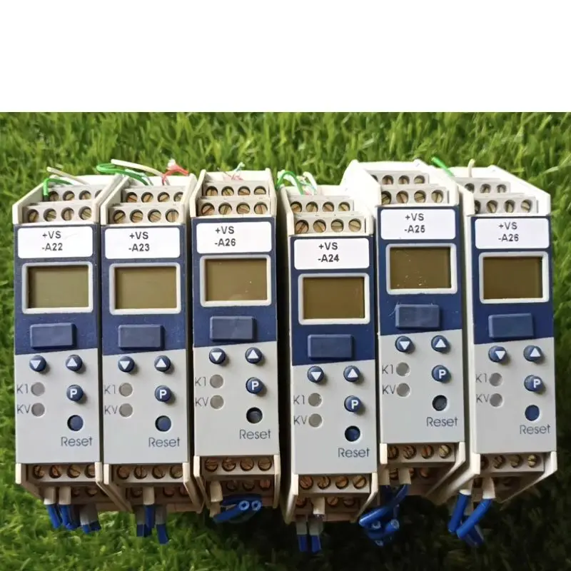 Second hand Temperature controller 701160/9-0153-043-25 tested OK and shipped quickly