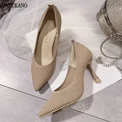 Décolleté da donna traspiranti lavorati a maglia alla moda 2024 nuove scarpe da donna con tacco alto a punta scarpe da lavoro da ufficio con tacco sottile e comode selvagge